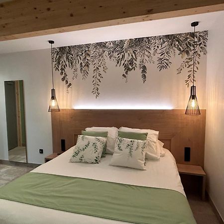Les Orchidees , Hotel & Restaurant Verdun-sur-Meuse Exteriör bild