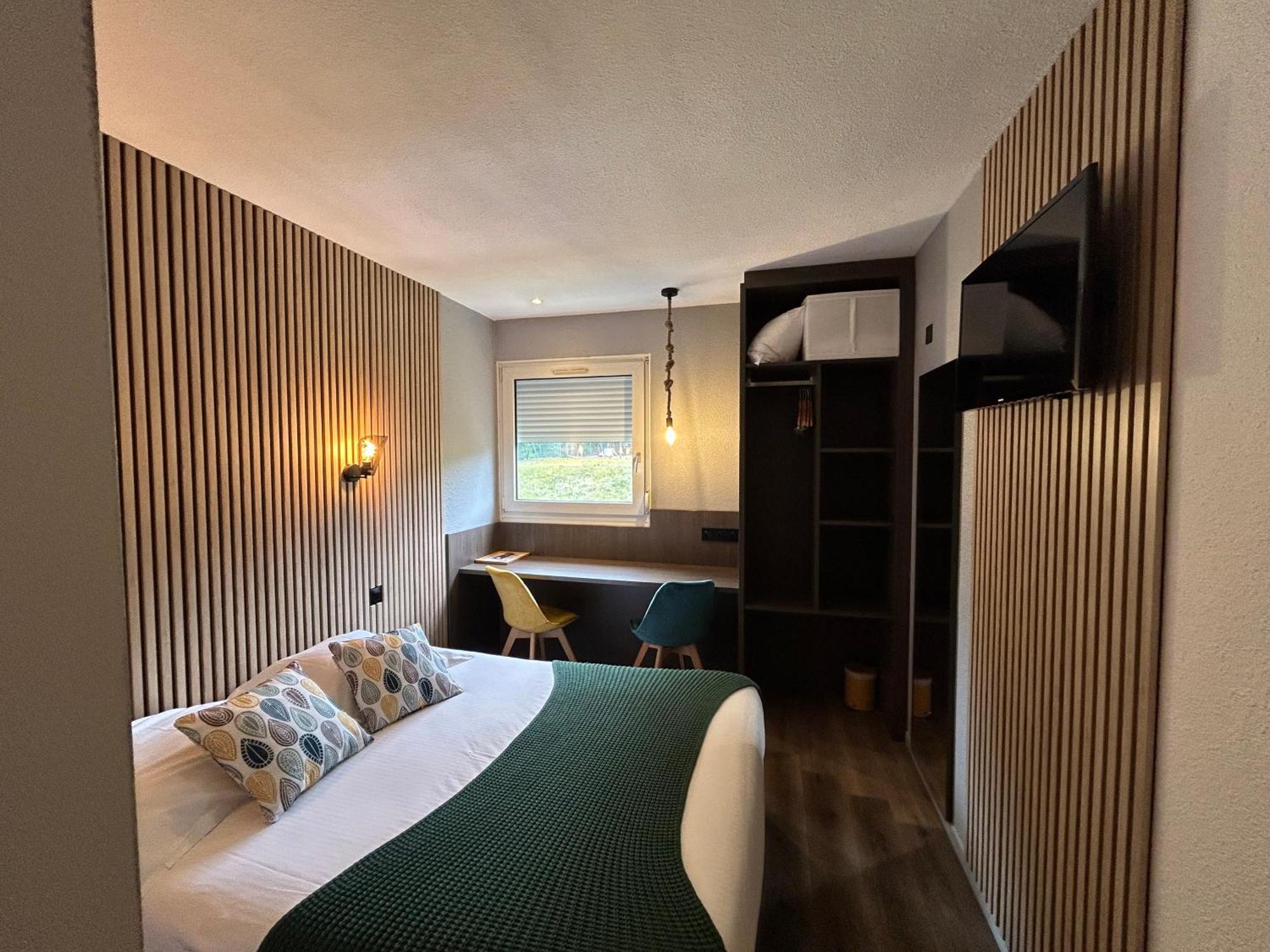 Les Orchidees , Hotel & Restaurant Verdun-sur-Meuse Exteriör bild
