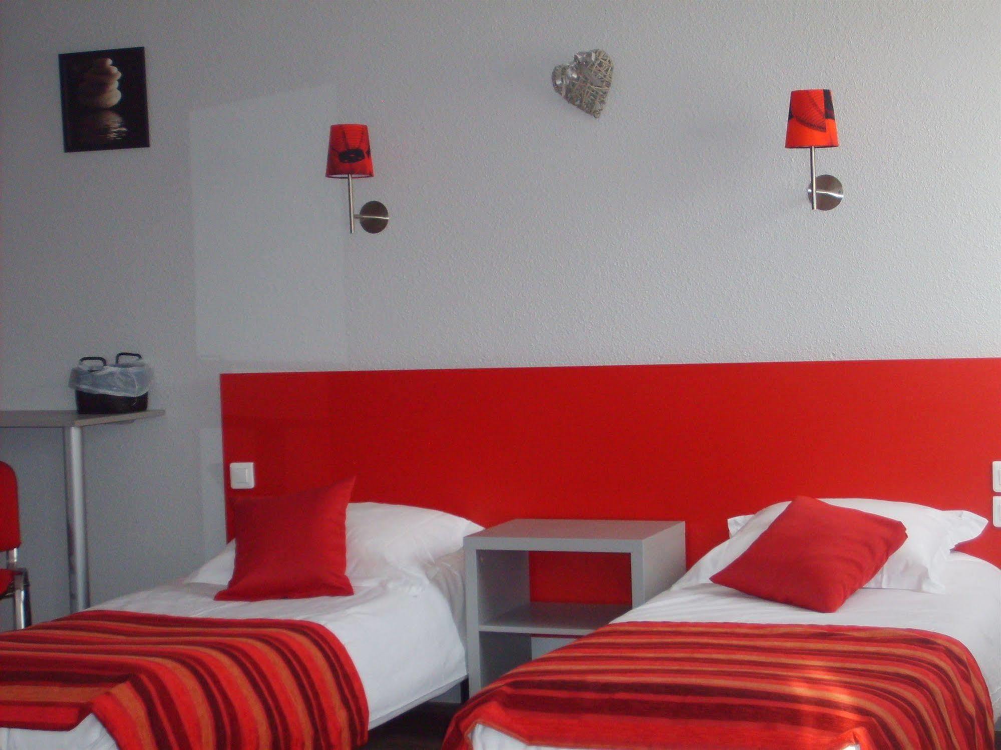 Les Orchidees , Hotel & Restaurant Verdun-sur-Meuse Exteriör bild
